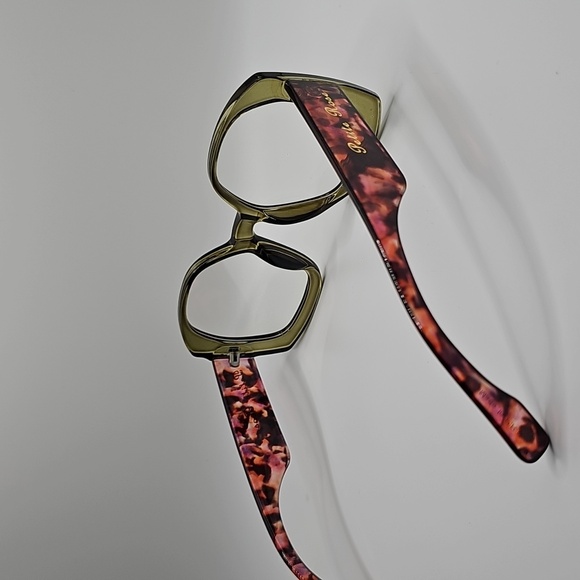 Mireille - Picture 3 of 4